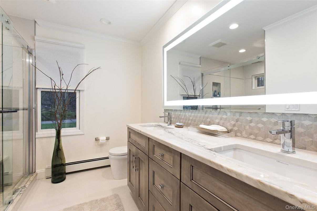 Bathroom, Dual Sink Vanities, Glass Shower, Interior, Recessed Lighting
