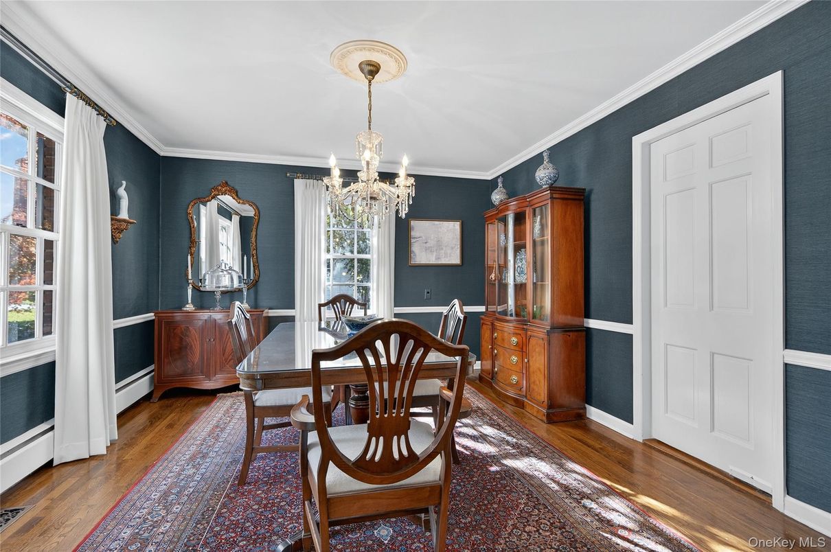 Chandelier, Dining room, Interior, Wood Texture Flooring