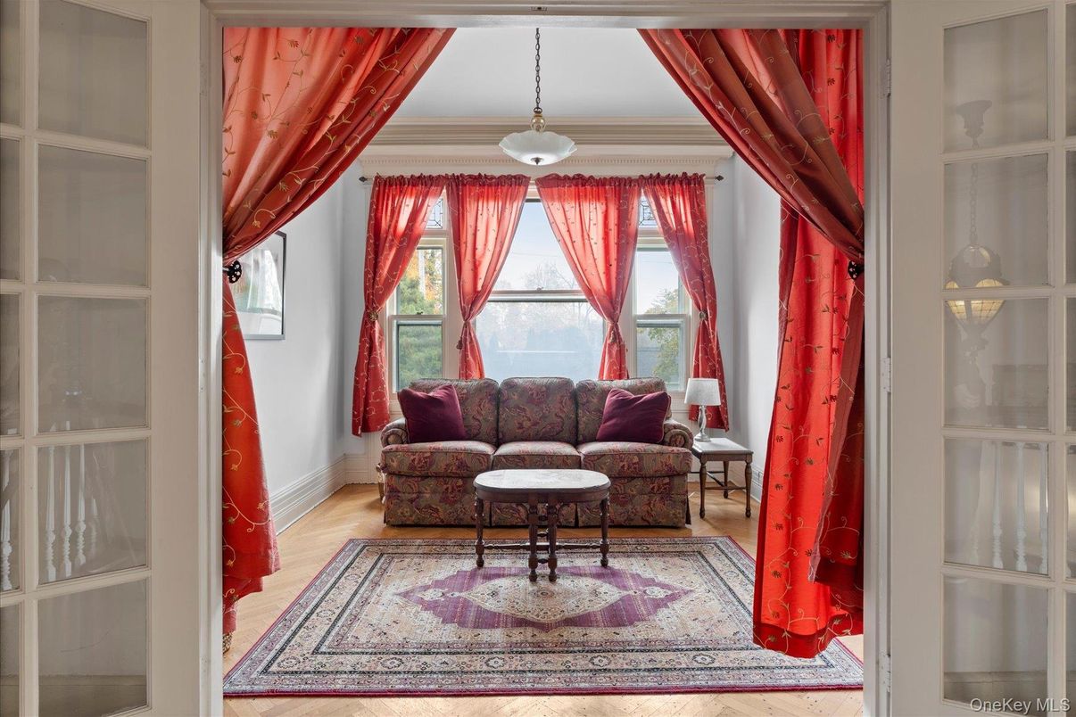 DE Listing image placeholder