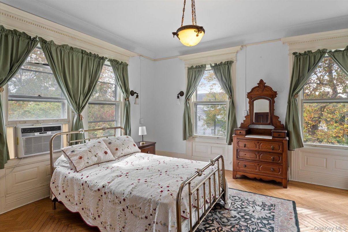 DE Listing image placeholder