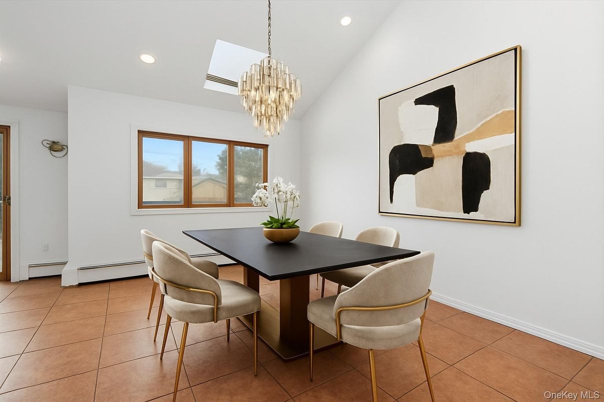 Chandelier, Dining room, Interior, Recessed Lighting