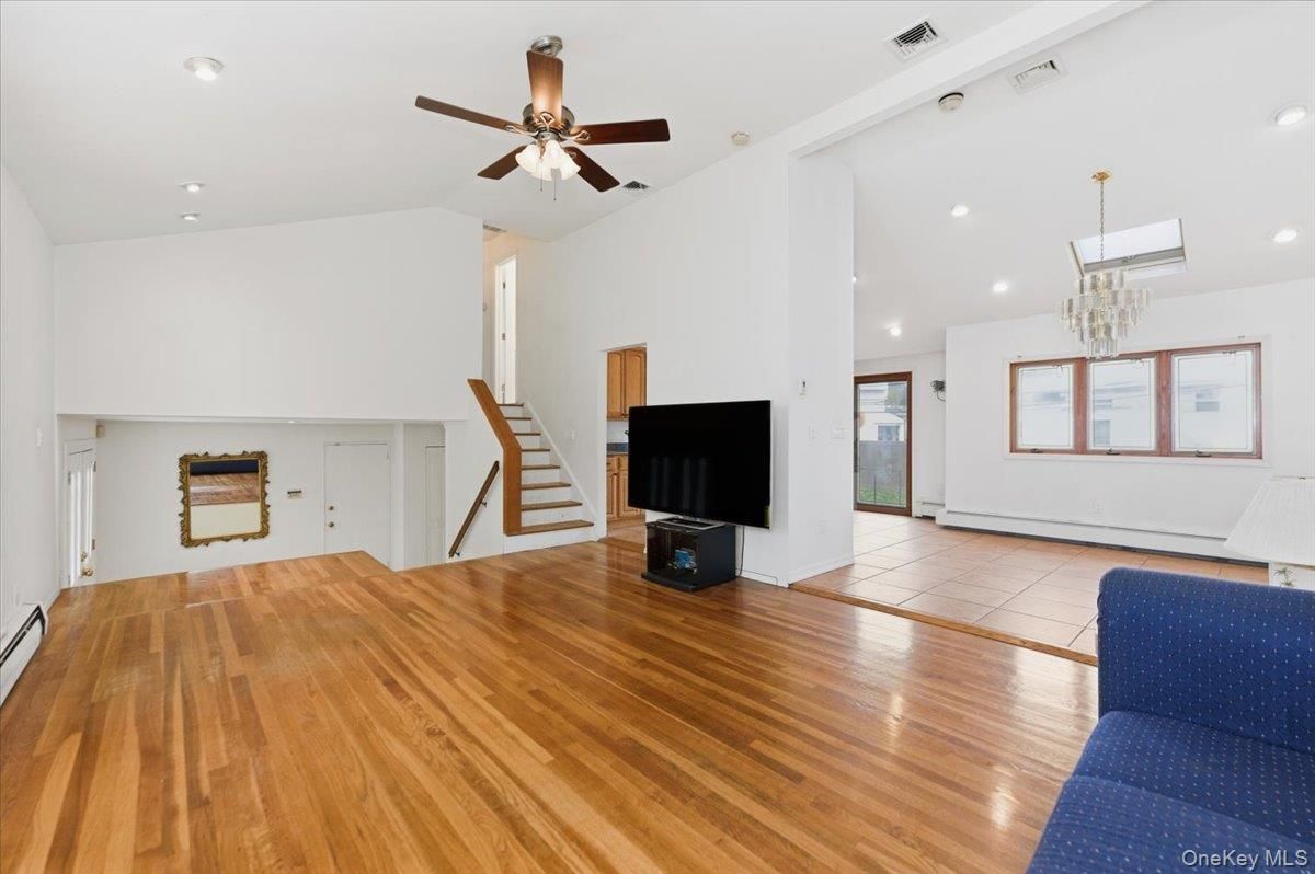 Chandelier, Empty room, Interior, Recessed Lighting, Wood Texture Flooring