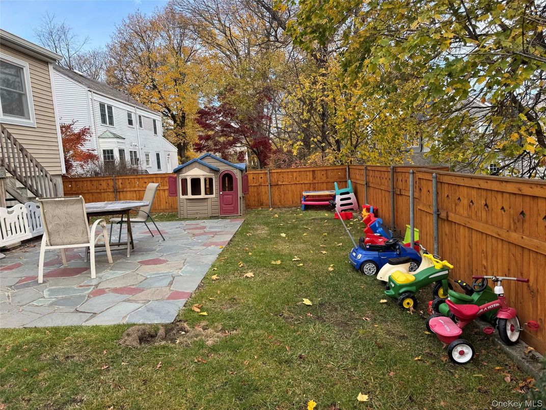 Backyard, Exterior, Playground