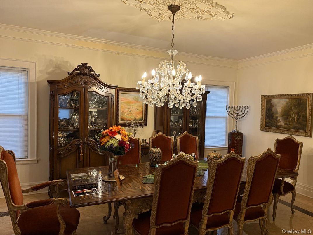 Chandelier, Dining room, Interior