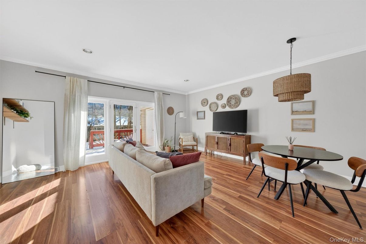 Dining room, Interior, Living room, Pendant Lights, Wood Texture Flooring