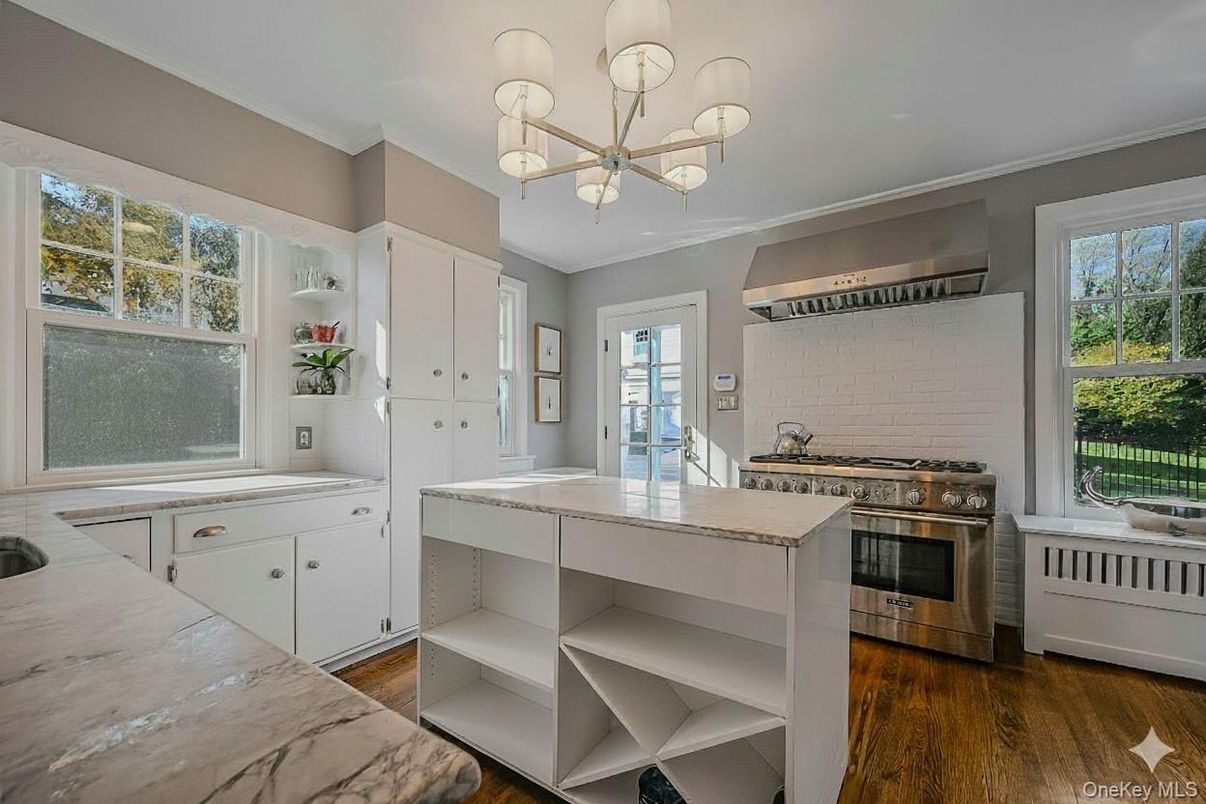 Chandelier, Interior, Kitchen, Stainless Steel Appliances, Wood Texture Flooring