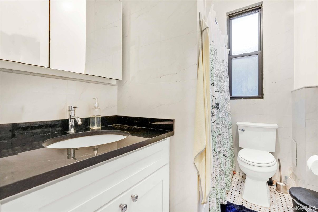 Bathroom, Interior, Marble Walls