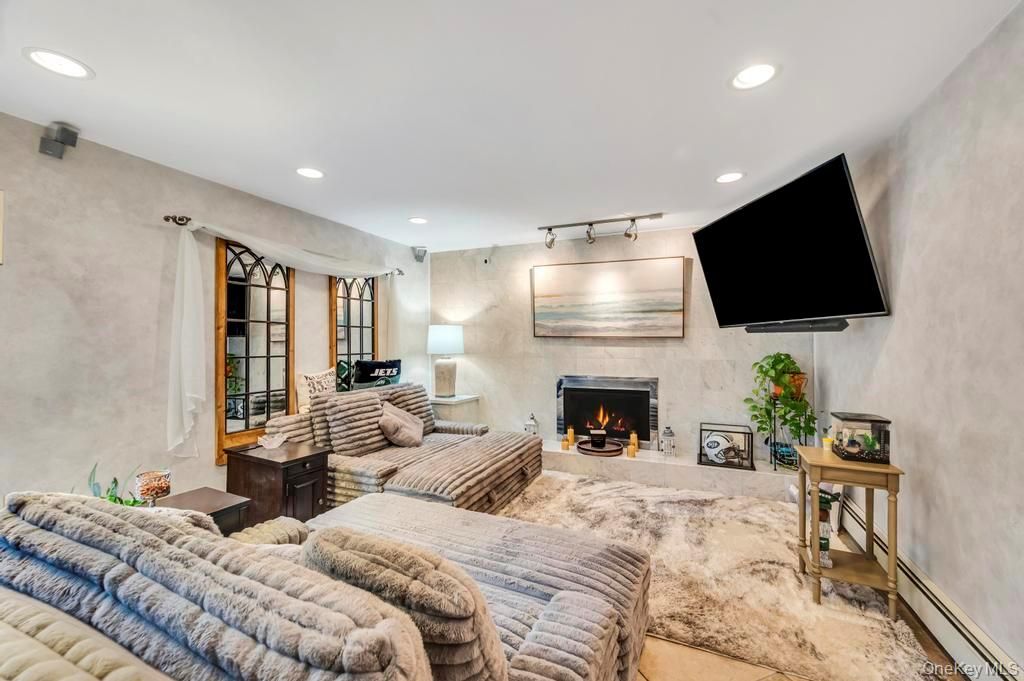 Fireplace, Interior, Living room, Recessed Lighting