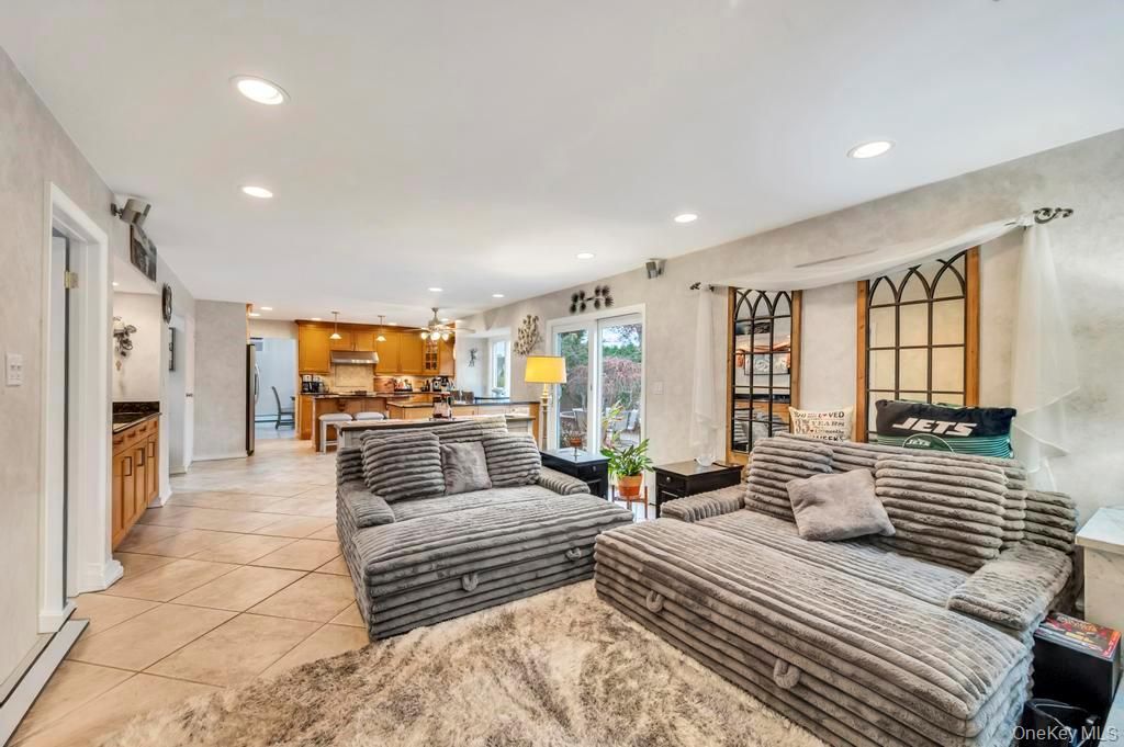 Interior, Kitchen, Living room, Pendant Lights, Recessed Lighting