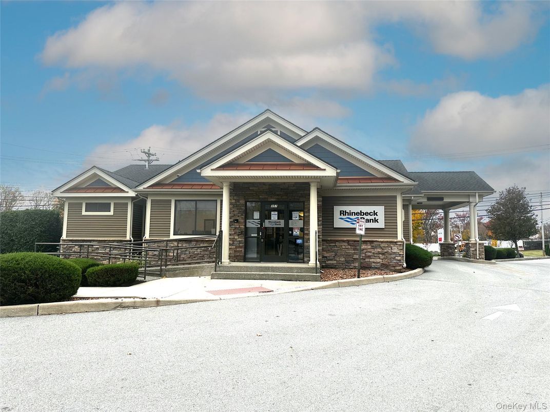 Exterior, Facade, American Craftsman