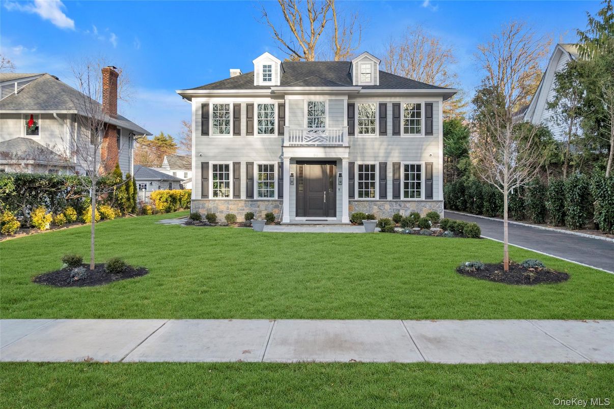 Backyard, Exterior, Facade, Georgian