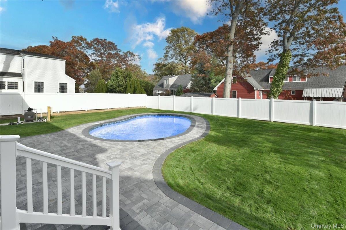 Backyard, Exterior, Pool