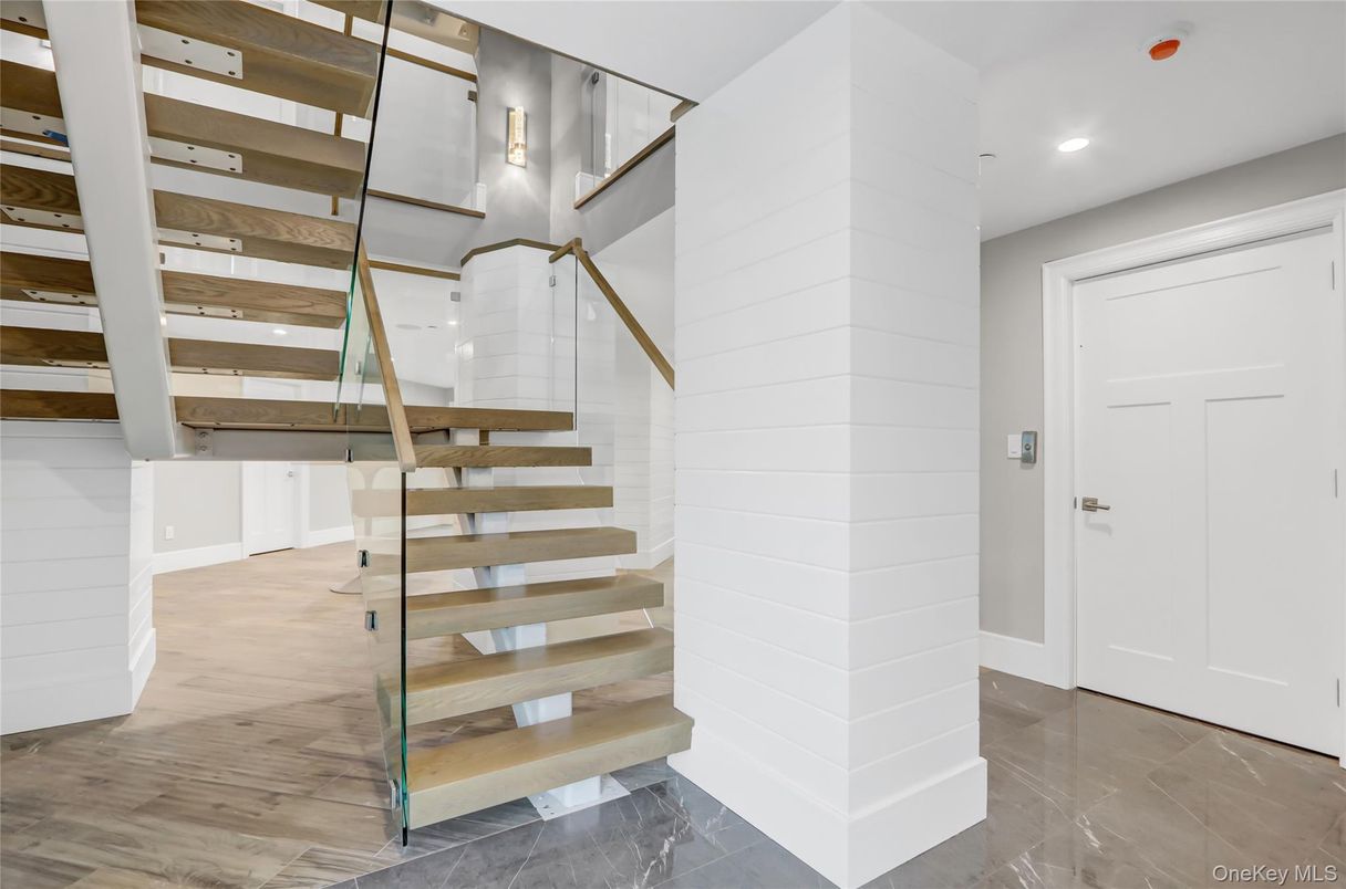 Interior, Recessed Lighting