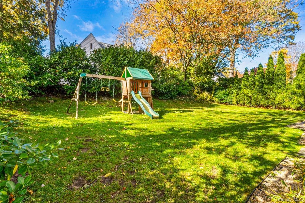 Backyard, Exterior, Playground
