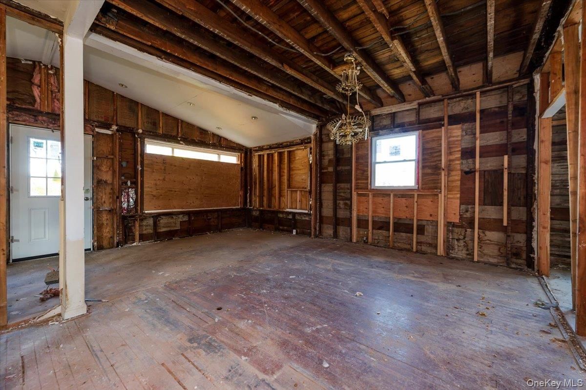 Chandelier, Empty room, Interior, Wooden Beams, Wooden Ceilings, Wood Texture Flooring, Wooden Walls
