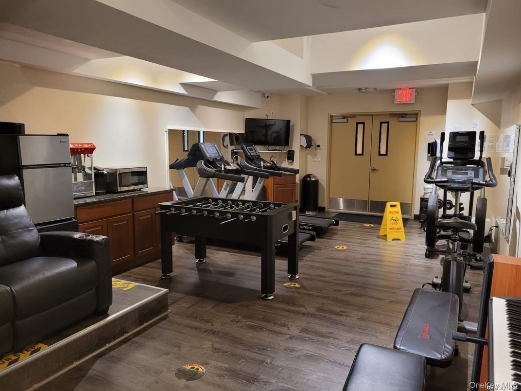 Fitness Equipment, Gym, Interior, Wood Texture Flooring
