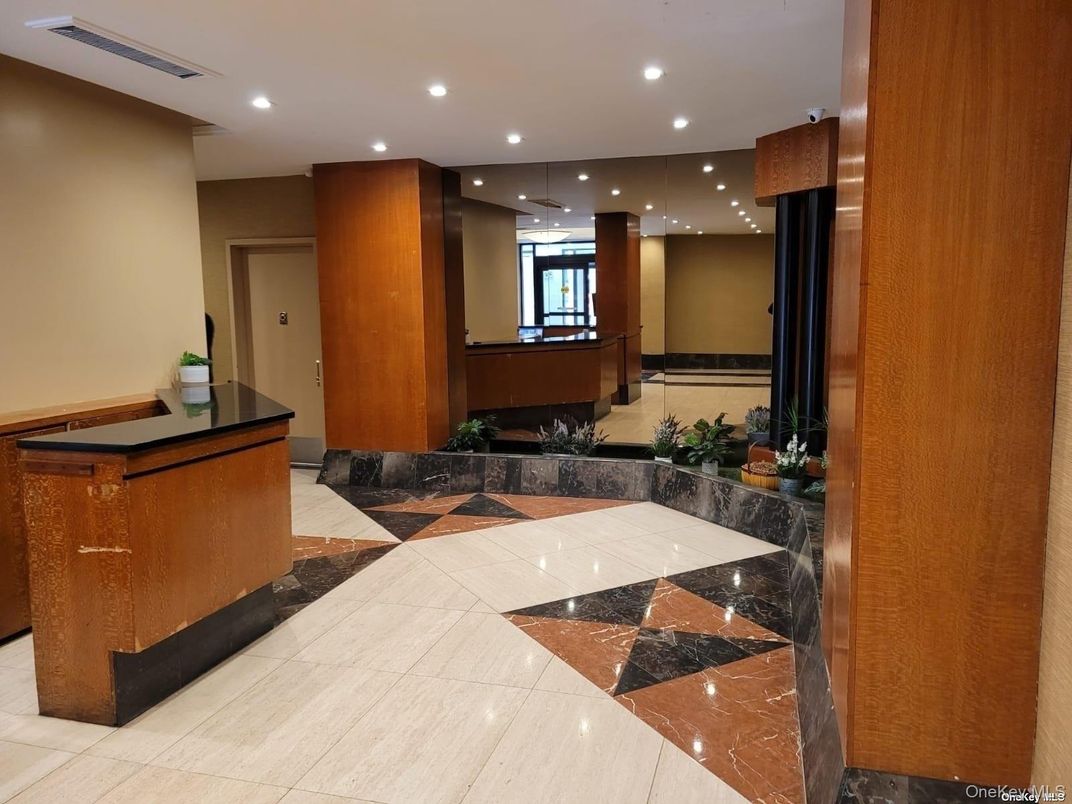 Interior, Recessed Lighting