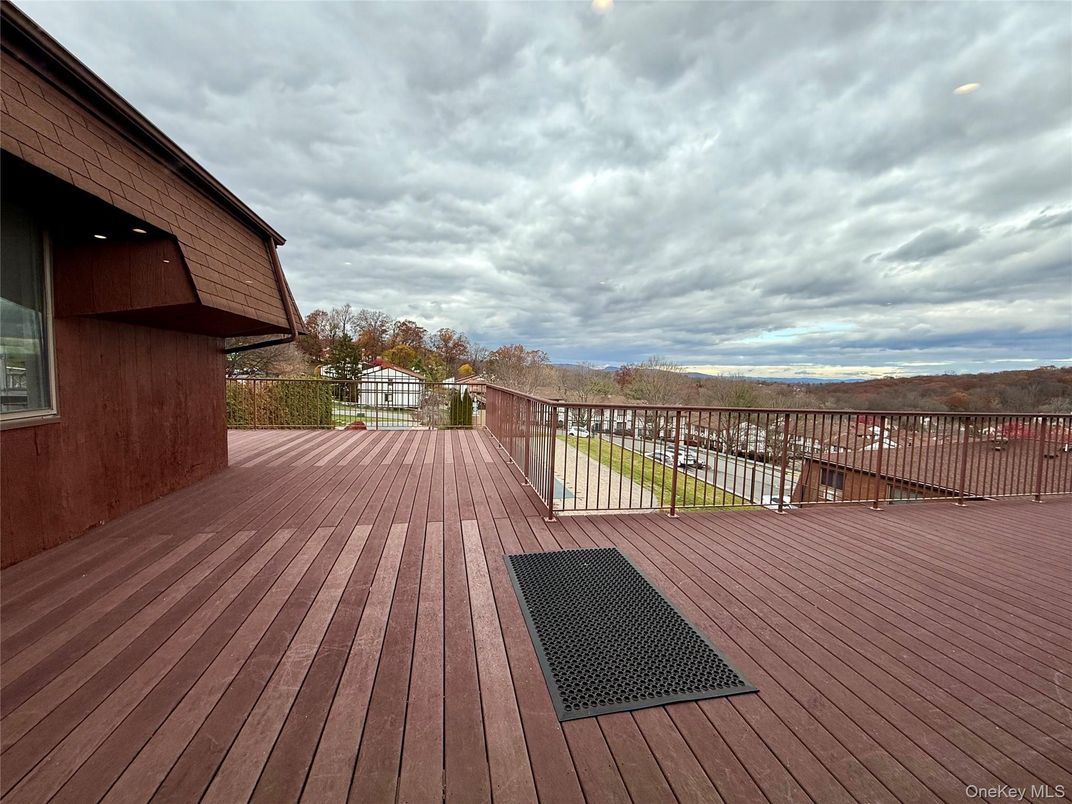 Exterior, Wood Texture Flooring