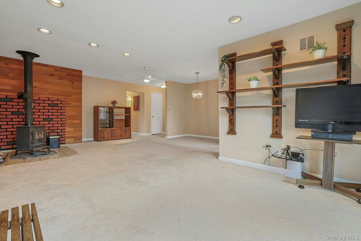 Interior, Pendant Lights, Recessed Lighting, Wooden Walls