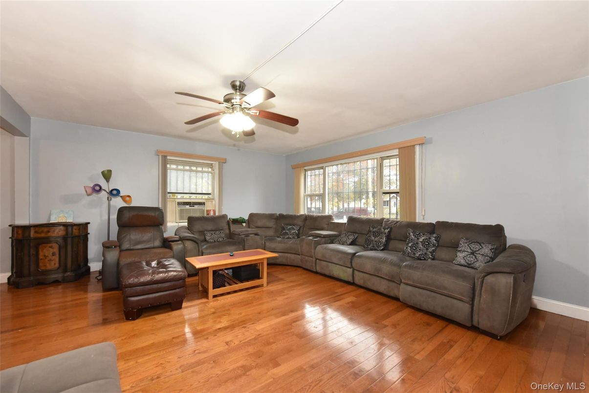 DE Listing image placeholder