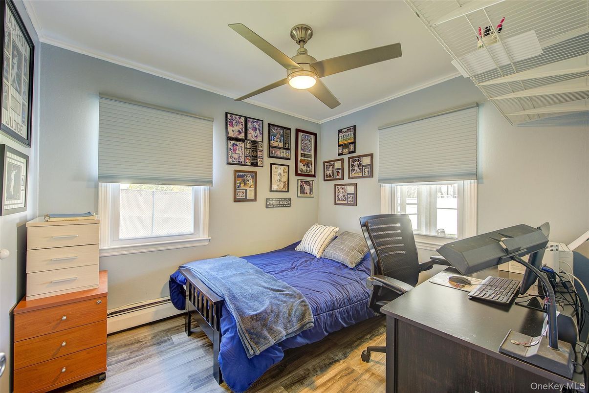 Bedroom, Home Office, Interior, Wood Texture Flooring