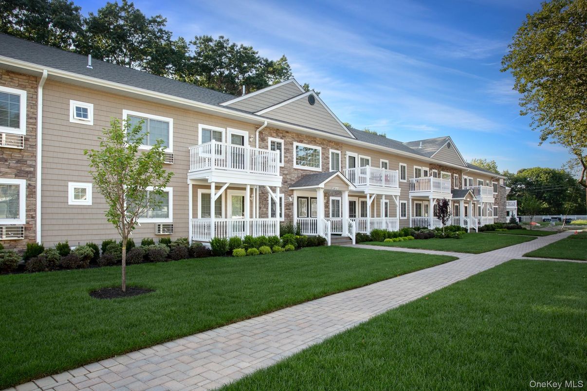 Backyard, Exterior, Facade, Georgian