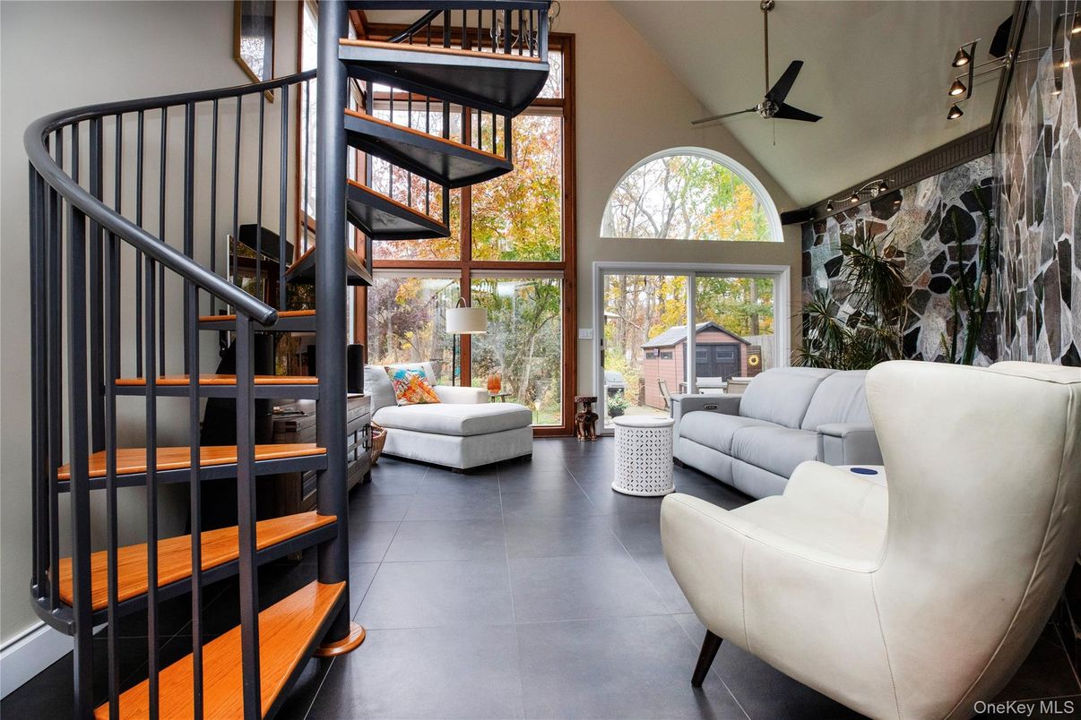 Interior, Living room