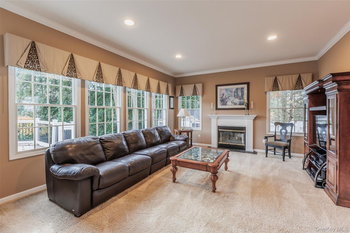 Fireplace, Interior, Living room, Recessed Lighting