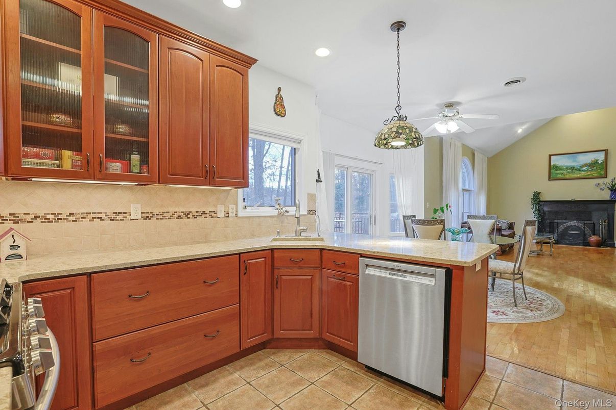 Dining room, Fireplace, Interior, Kitchen, Pendant Lights, Recessed Lighting