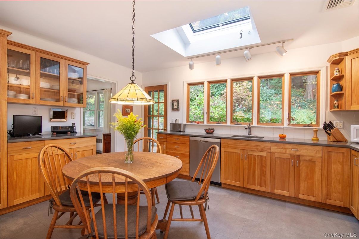 Dining room, Interior, Kitchen, Pendant Lights