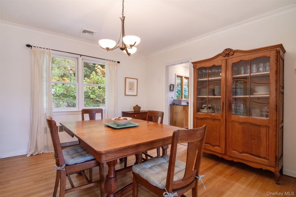 Chandelier, Dining room, Interior, Pendant Lights, Wood Texture Flooring