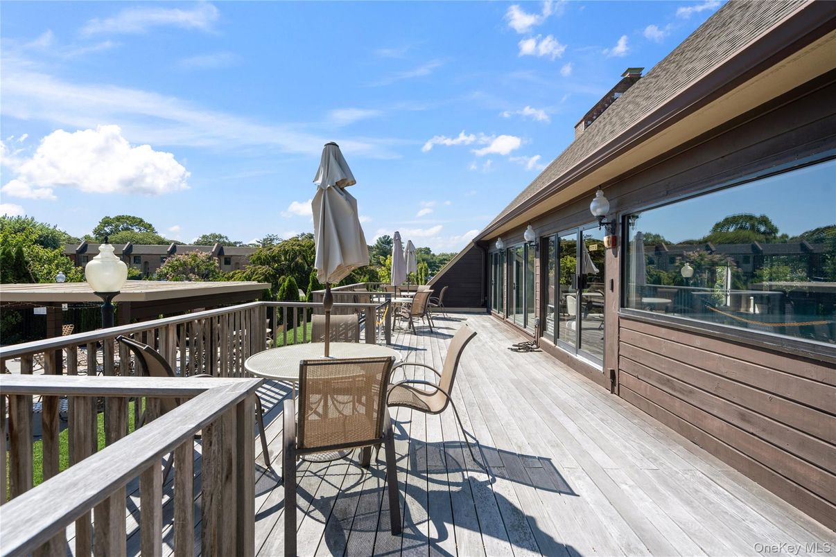 Exterior, Wood Texture Flooring