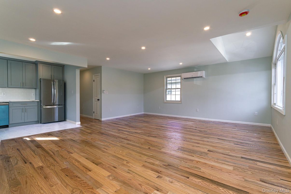 Empty room, Interior, Kitchen, Recessed Lighting, Wood Texture Flooring