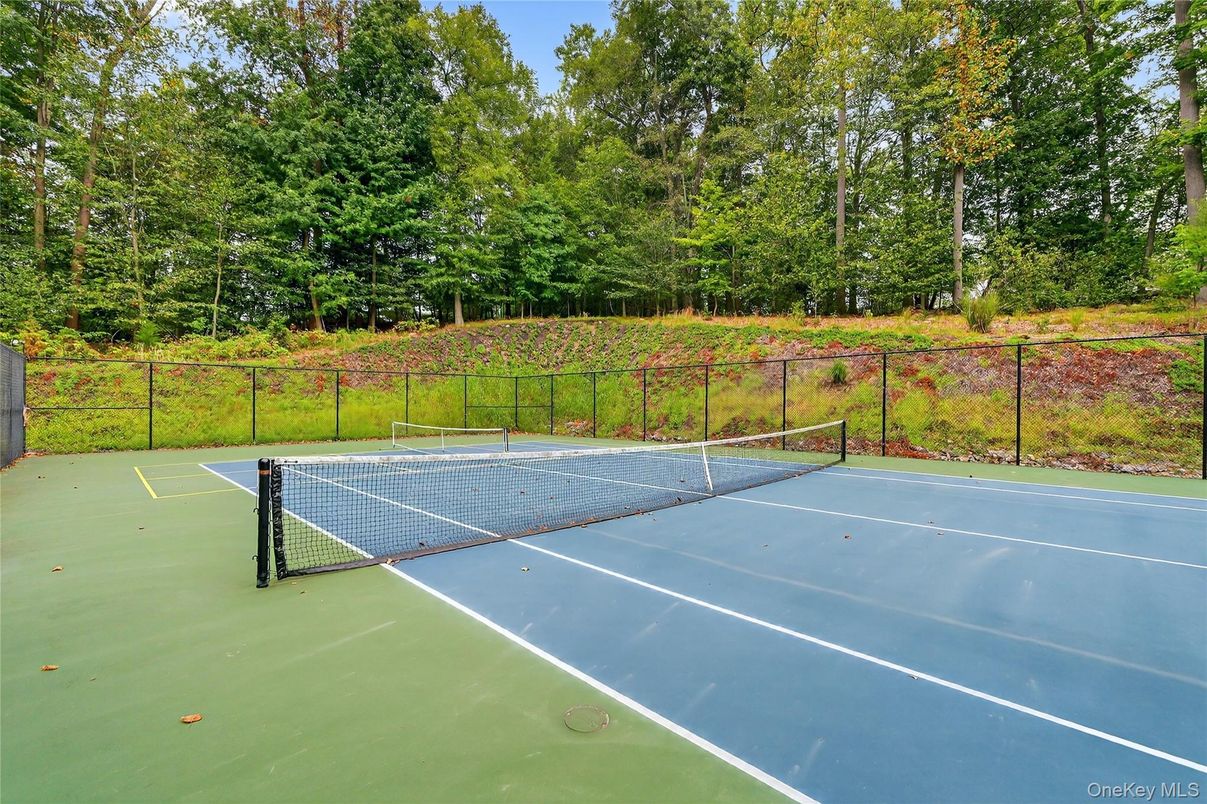Exterior, Tennis Courts