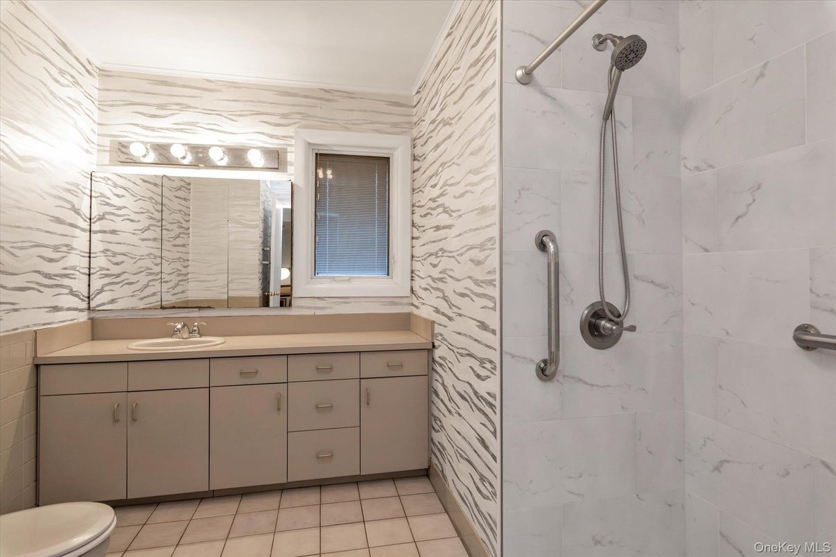 Bathroom, Interior, Marble Walls