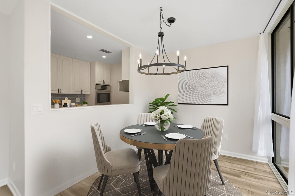 Chandelier, Dining room, Interior, Kitchen, Recessed Lighting, Wood Texture Flooring