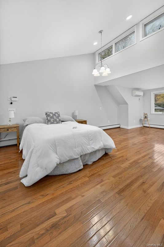 Bedroom, Interior, Pendant Lights, Recessed Lighting, Wood Texture Flooring