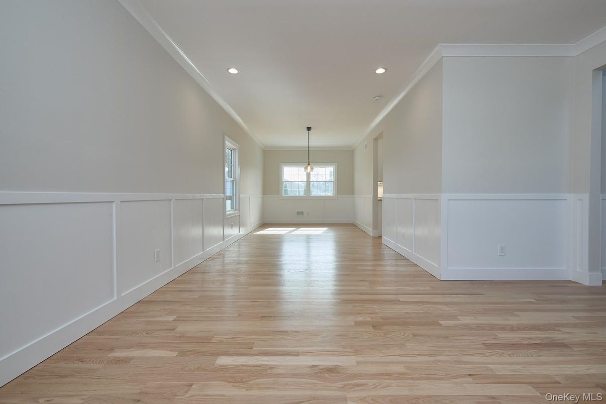 Empty room, Interior, Pendant Lights, Recessed Lighting, Wood Texture Flooring
