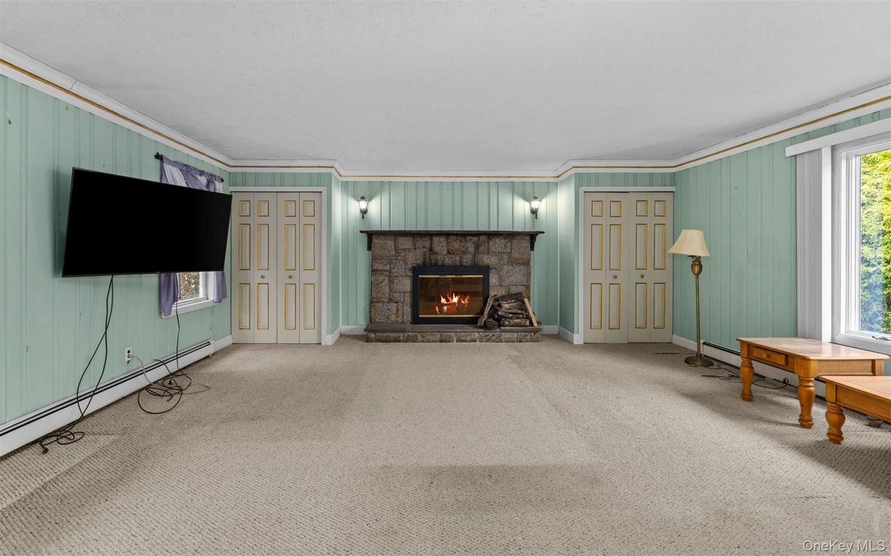 Empty room, Fireplace, Interior