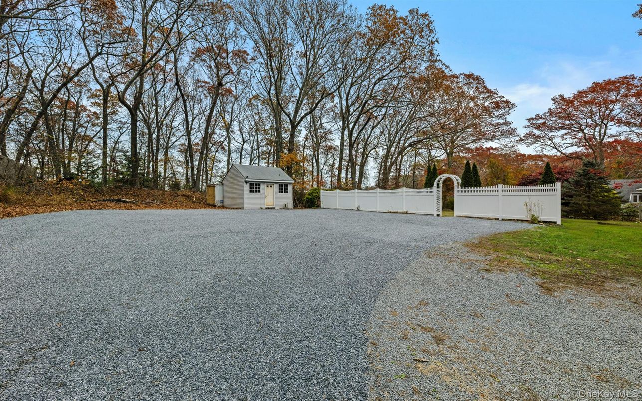 Backyard, Detached Garage, Exterior