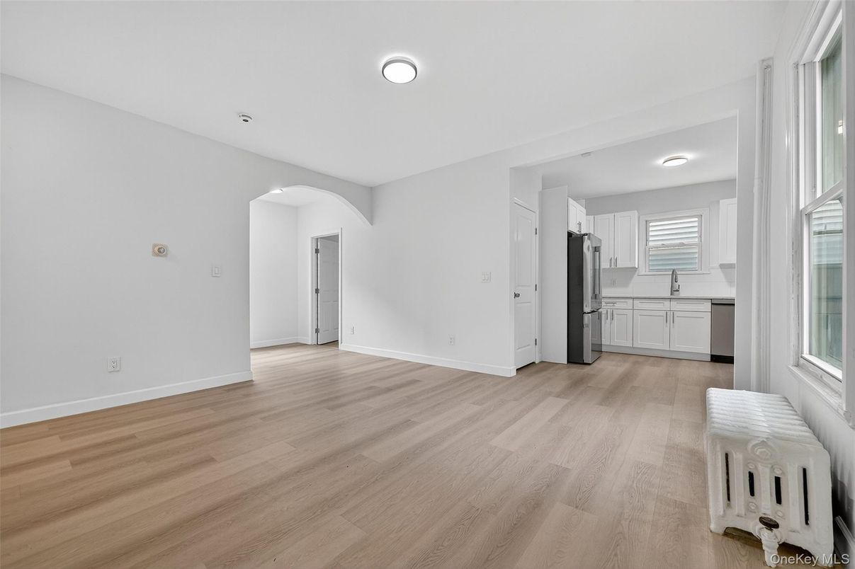 Empty room, Interior, Kitchen, Recessed Lighting, Wood Texture Flooring