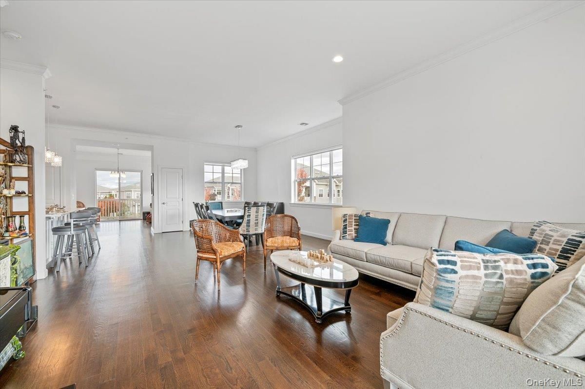 Dining room, Interior, Living room, Pendant Lights, Recessed Lighting, Wood Texture Flooring
