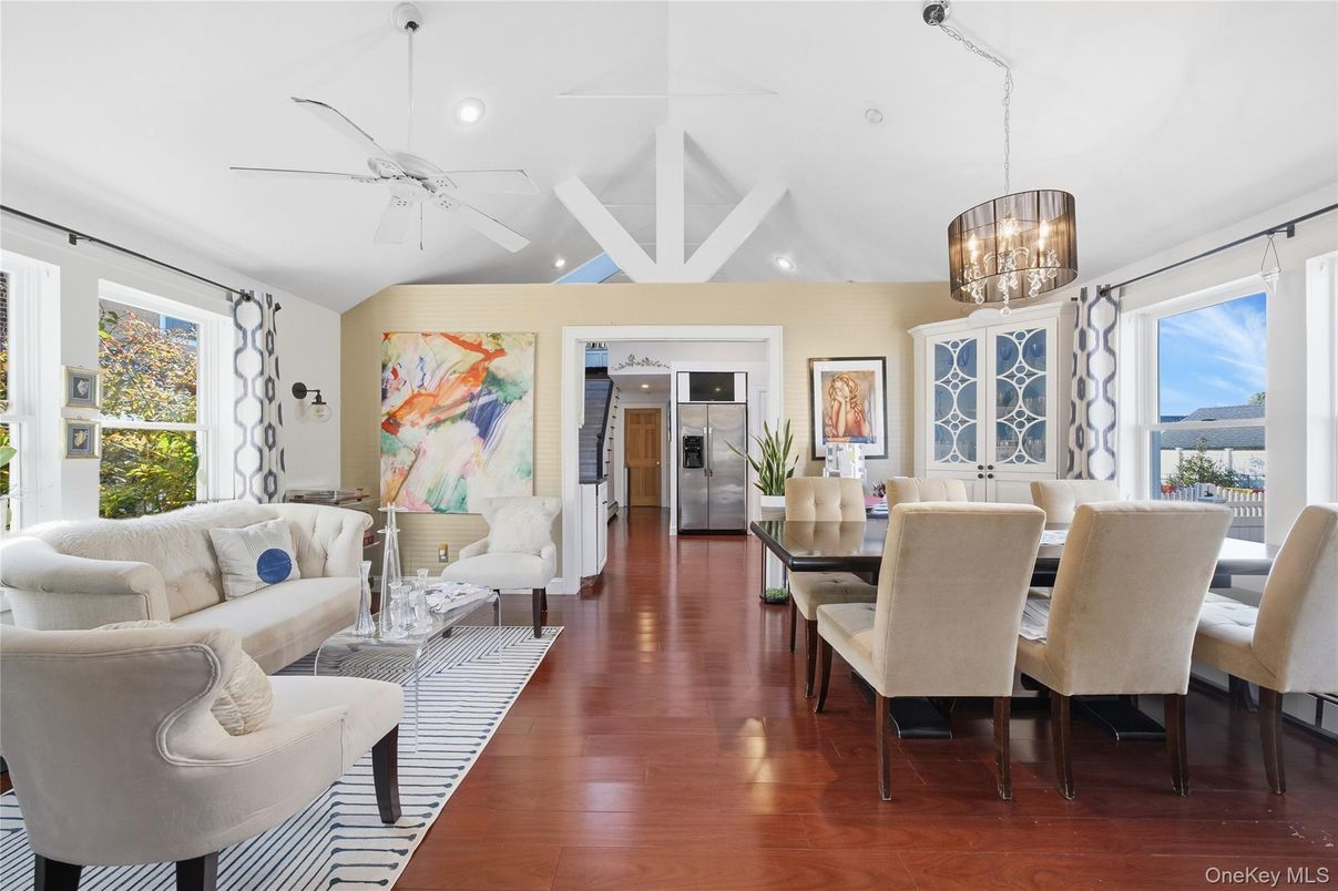 Dining room, Interior, Living room, Pendant Lights, Recessed Lighting, Wood Texture Flooring