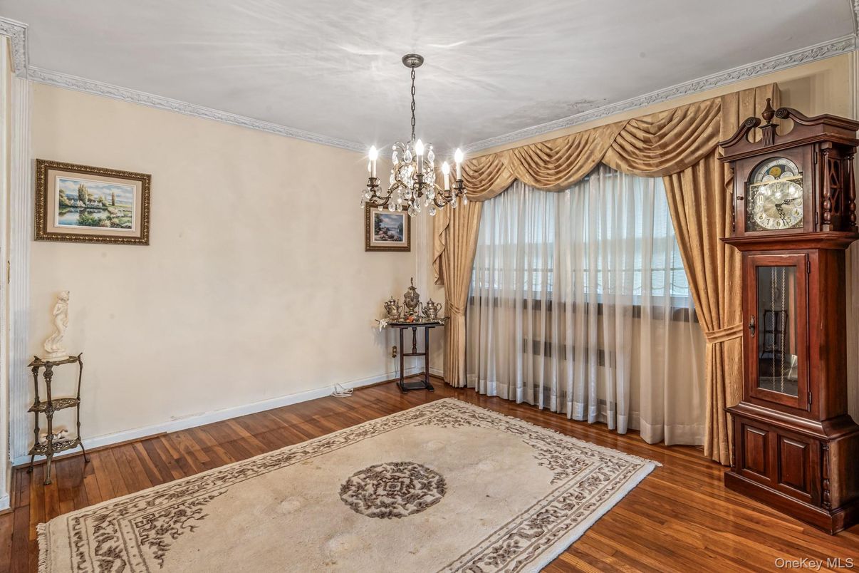 Chandelier, Interior, Wood Texture Flooring