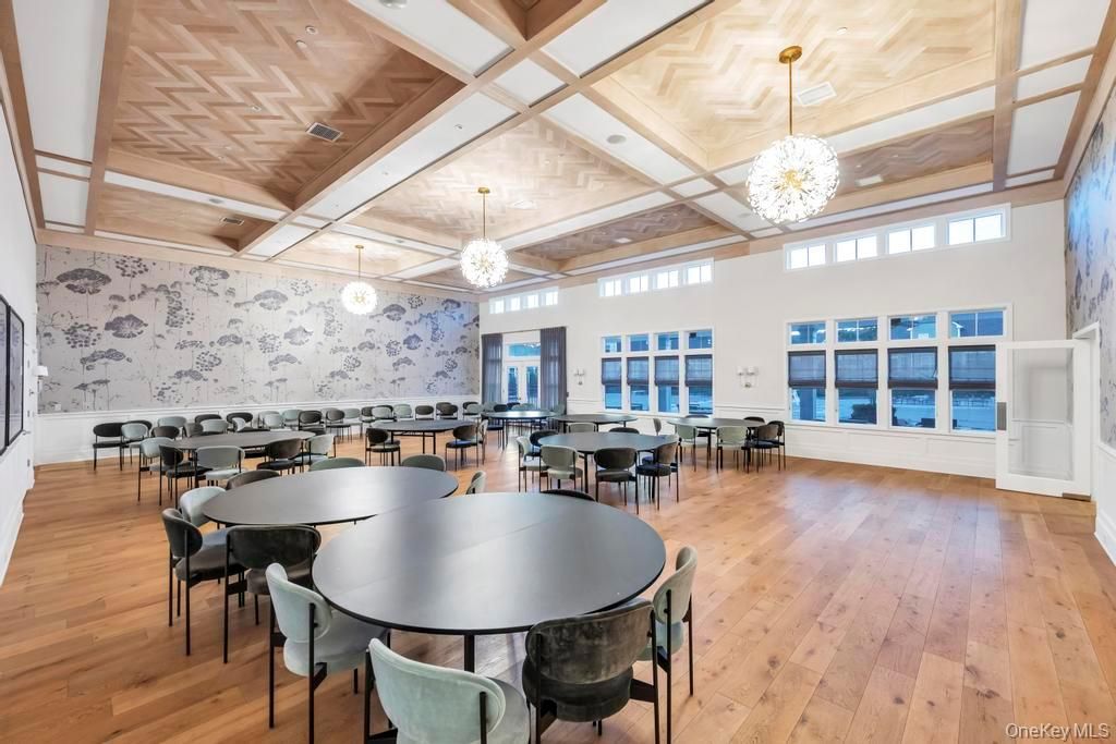 Chandelier, Dining room, Interior, Pendant Lights, Water, Wood Texture Flooring