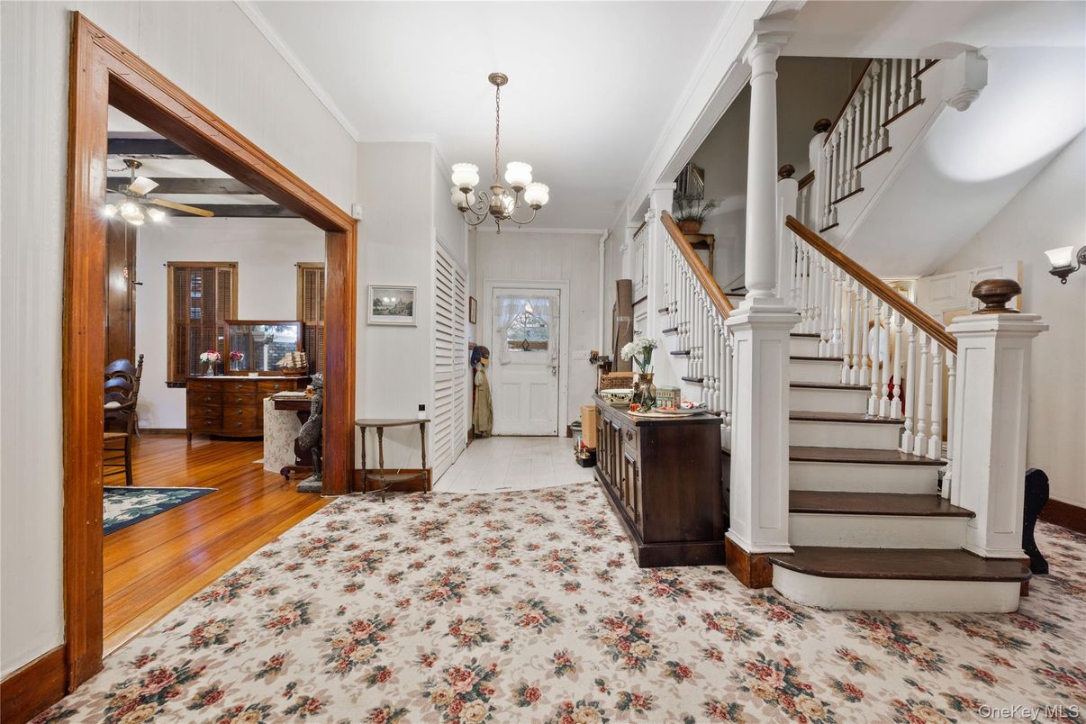 Chandelier, Interior, Wood Texture Flooring