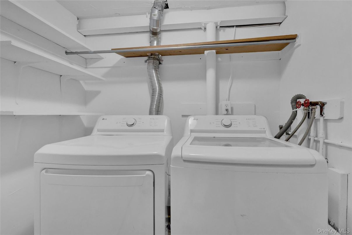 Interior, Utility Closets, Washer