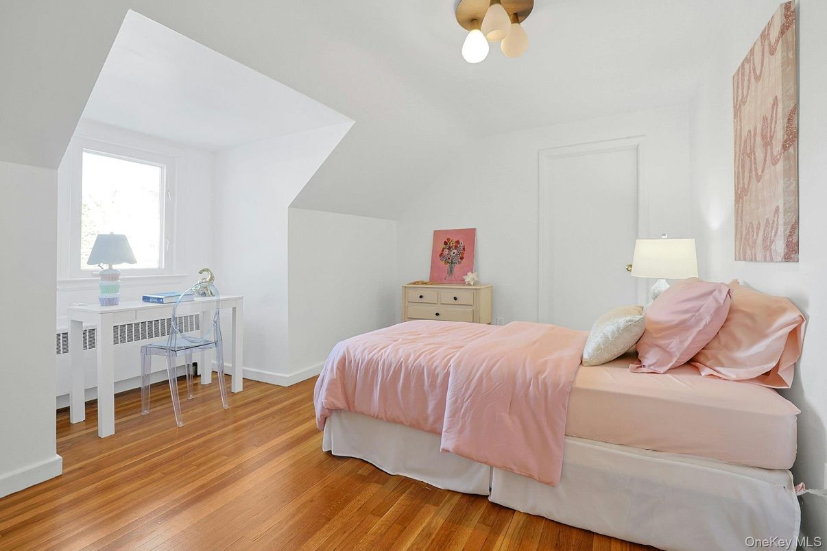 Bedroom, Home Office, Interior, Wood Texture Flooring