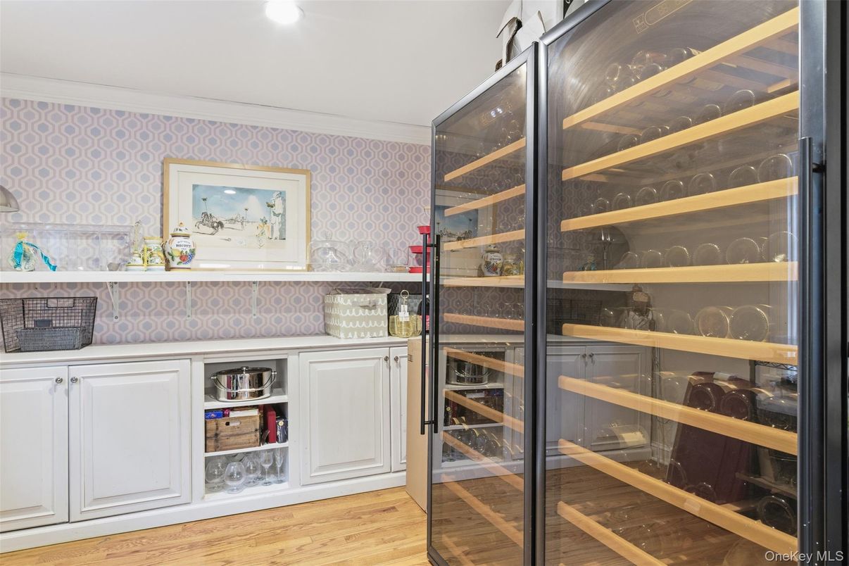 Interior, Recessed Lighting, Wine Storage, Wood Texture Flooring