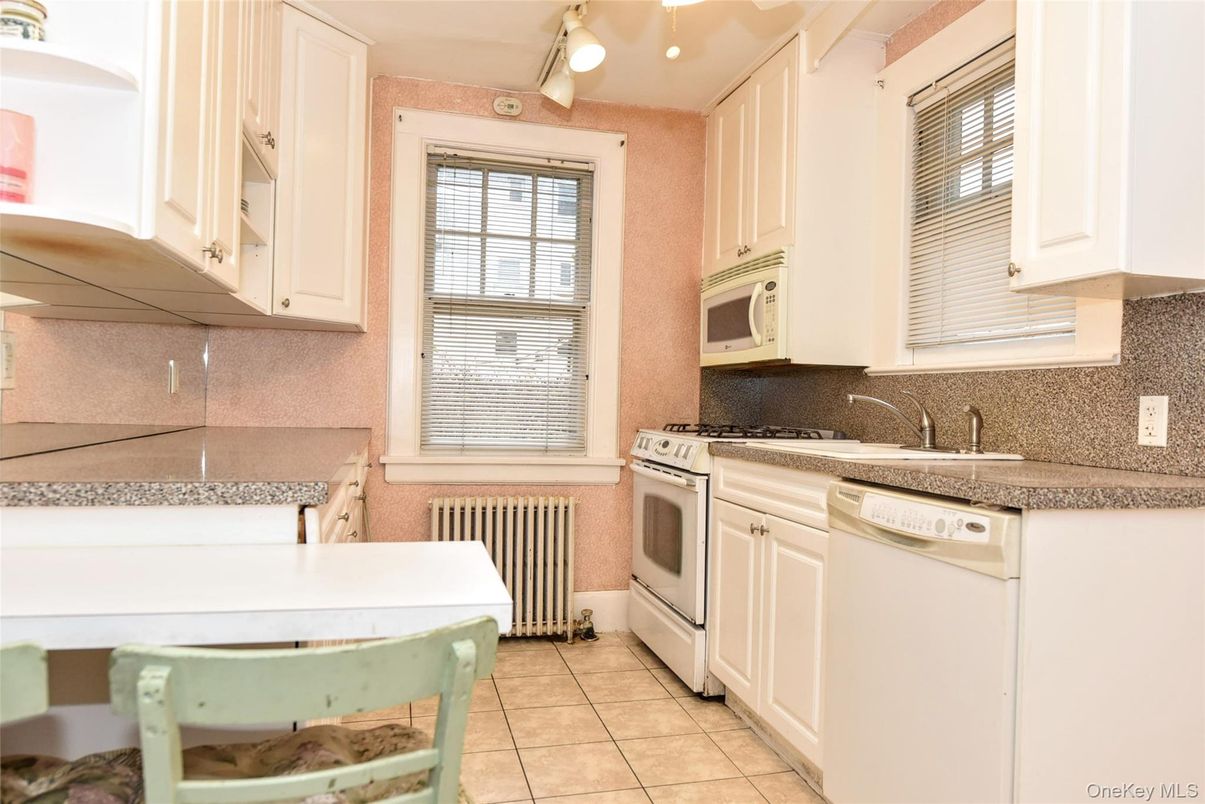Dining room, Interior, Kitchen